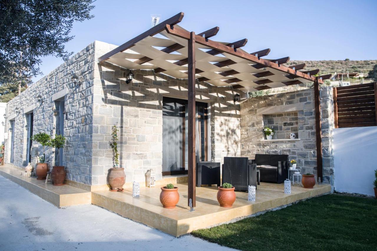 Villa Mira Kamilari Exterior photo